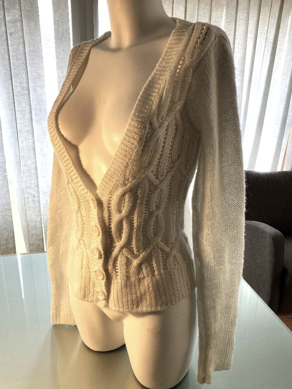 Aeropostale V-Neck Cardigan White Button Down Size L Long Sleeves Cable Knit